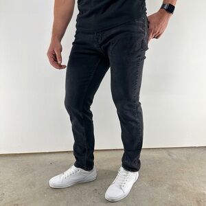 THE PERFECT JEAN NYC / Black Washed Out Slim Thick / W 33 L 30
